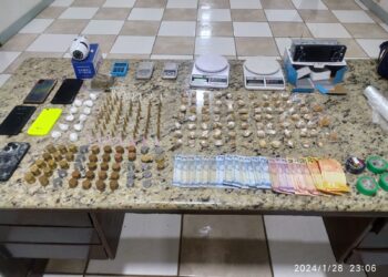 Ação da PMPR resulta em prisão por tráfico e receptação