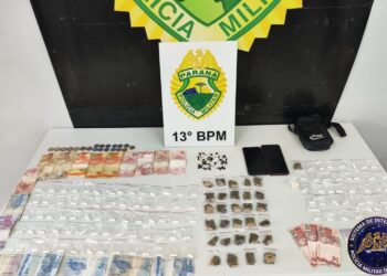 Moradores denunciam e policia prende traficantes em praça no Tatuquara