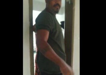 Delegado vai investigar denúncia de abuso contra criança e é chamado de bandido por causa de sua cor e tatuagem, veja o vídeo