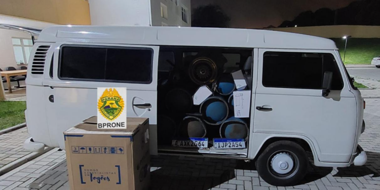 RONE recupera inúmeros produtos furtados em Araucária