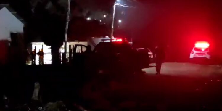 RONE vai verificar ocorrência de disparos e indivíduo morre em confronto com os policiais no Tatuquara