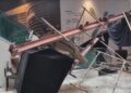 Andaime desaba e deixa pelo menos três pessoas feridas em shopping de Curitiba, veja o vídeo
