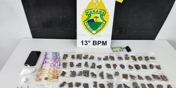 PM detém criminoso e apreende drogas nos fundos da CEASA