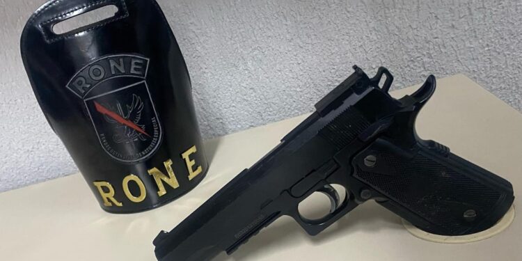 RONE recupera carro roubado e prende trio em Curitiba