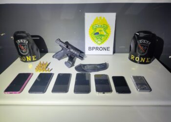 RONE prende criminoso que assaltou policial e que comprava celulares roubados