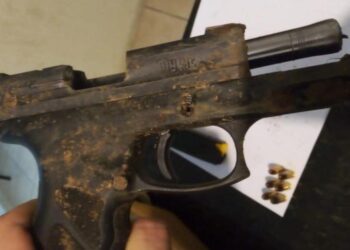 Oficial de Justiça é assassinado a tiros pelo filho na RMC