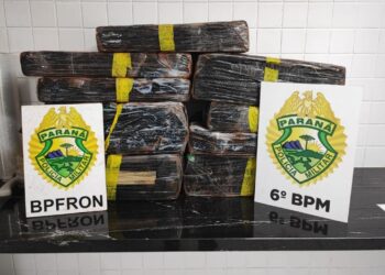 Polícia Militar detém dupla e apreende 133 quilos de maconha