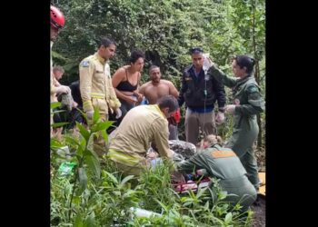 Mulher morre após cair de altura de 30 metros em cachoeira na RMC
