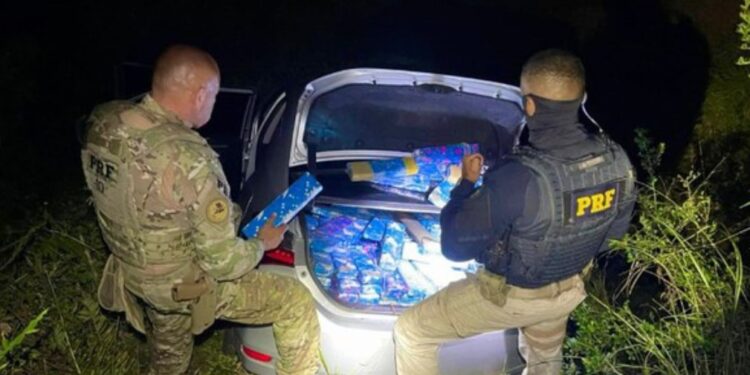 PRF apreende mais de meia tonelada de drogas no interior do Paraná
