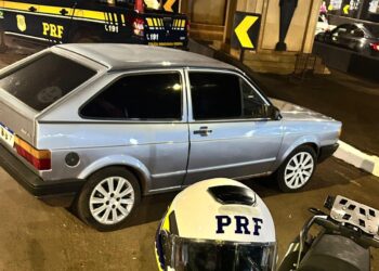 Logo após sair do presídio, criminoso furta Golzinho 93 e é preso pela PRF, veja o vídeo