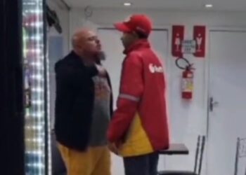 Indivíduo é condenado a pagar R$ 15 mil reais por ofensas racistas e xenofóbicas em posto de combustíveis de Curitiba