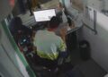 Criminosos armados assaltam praça de pedágio no Paraná, veja o vídeo