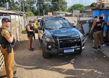 Rapaz executado a tiros no Tatuquara é identificado; autores do crime podem ser do Parolin