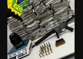 ROTAM apreende tabletes de maconha e fuzil em Curitiba