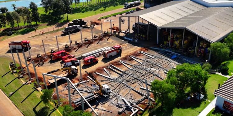 Estrutura de obra de barracão desaba e mata trabalhador no Paraná