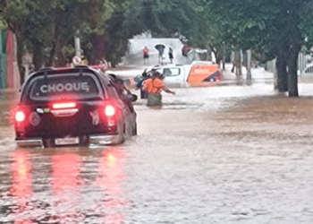 Equipes da Polícia Militar do Paraná seguem atuando nas ações de segurança e de resgate no Rio Grande do Sul