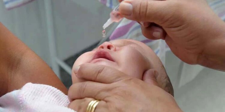 Paraná inicia Campanha Nacional de Vacinação Contra a Poliomielite nesta segunda-feira