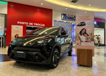 Campanha de Dia das Mães do Shopping Estação resgata a memória afetiva dos curitibanos e sorteia carro elétrico da BYD