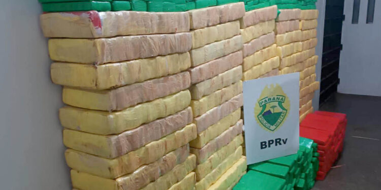 Batalhão de Polícia Rodoviária apreende 1,48 tonelada de maconha