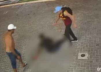 Polícia procura indivíduo que espancou brutalmente jovem que acabou morrendo no hospital, veja o vídeo