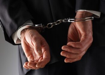 Prisão Domiciliar para crimes de Colarinho Branco