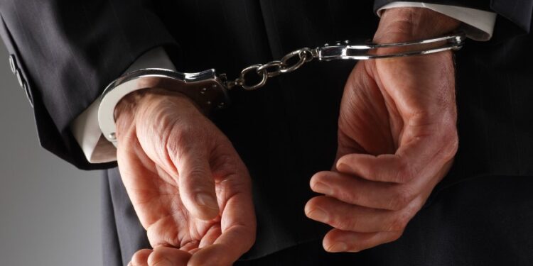 Prisão Domiciliar para crimes de Colarinho Branco