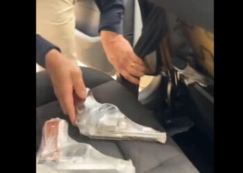 PRF encontra várias armas escondidas em banco de carro no Paraná, veja o vídeo