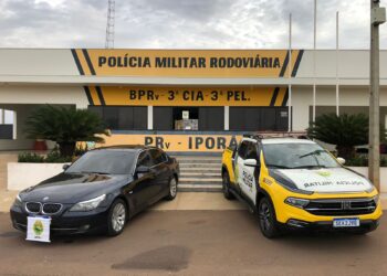 Polícia apreende BMW carregada de drogas, no Paraná