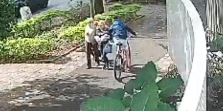 Ladrões de correntinha seguem agindo em Curitiba e moradores não aguentam mais