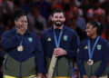 Judô brasileiro fecha Olimpíada com bronze por equipes