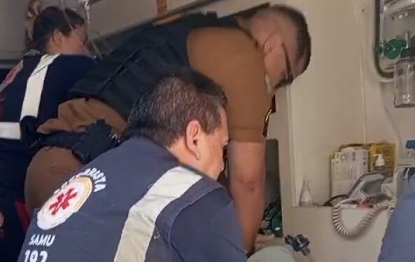 Policiais militares agem rápido e salvam homem infartado em Curitiba