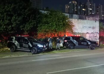 Criminoso que estava roubando celulares morre em confronto com a RONE