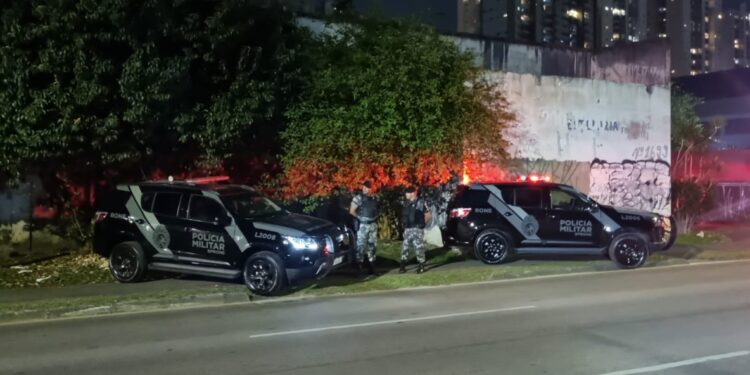 Criminoso que estava roubando celulares morre em confronto com a RONE