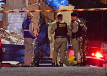 Em noite de terror, um fica ferido e outro morto em comunidades distintas de Curitiba