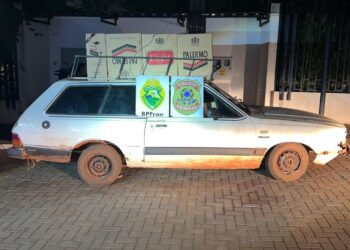 Polícia Militar e Federal apreendem Belina carregada de cigarro paraguaio