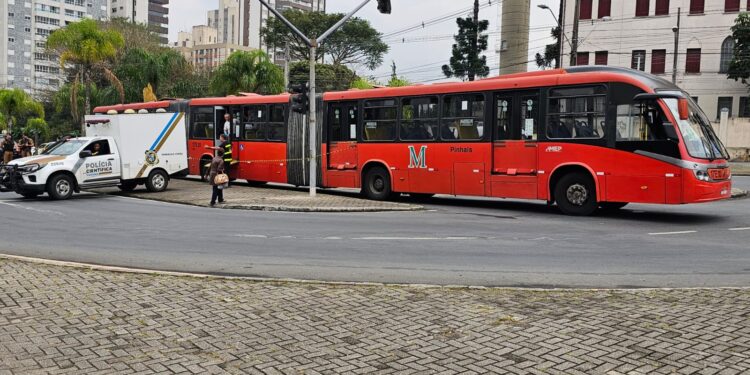 PCPR prende homem por latrocínio ocorrido dentro de ônibus em menos de 24 horas após o crime