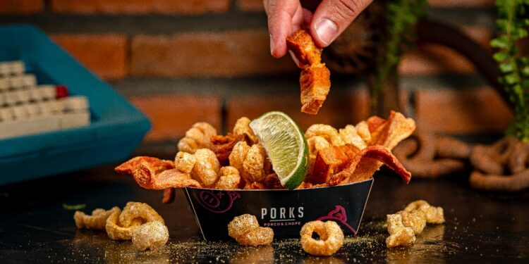 Porks Ecoville promove Festival do Torresmo com opções a partir de R$10