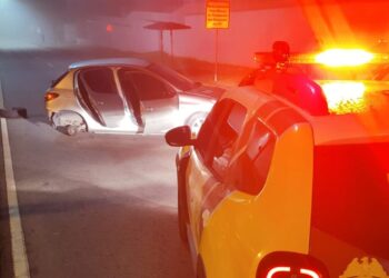 Adolescente de 14 anos que foi baleado na cabeça mês passado durante fuga da PM, se envolve em nova ocorrência de fuga da PM e acaba apreendido