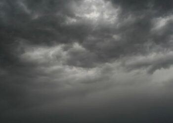 Metsul diz que há possibilidade de chuva com fuligem no Sul do Brasil