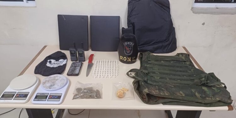 Tornozelado com várias passagens pela polícia morre em confronto com a RONE