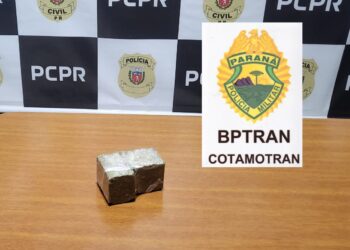 Motociclista tenta fugir de bloqueio policial e acaba preso por equipe da COTAMOTRAN