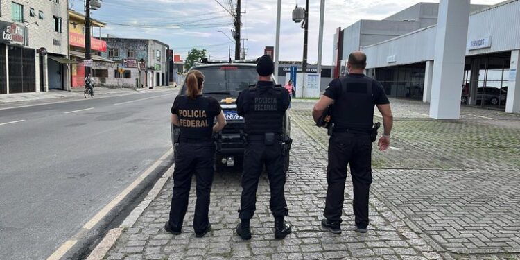 PF deflagra operação contra crimes eleitorais no Paraná