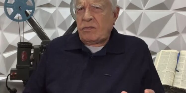 Cid Moreira morre 4 dias após comemorar aniversário de 97 anos