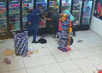 Criminoso que assaltou posto em setembro em Curitiba retorna para novo assalto e leva a pior