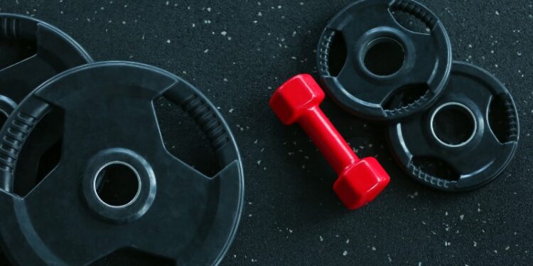 Neto mata o avô com golpes de anilha