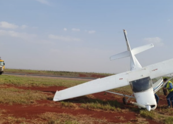 Aeronave tomba no Aeroporto Regional de Maringá
