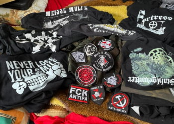 Polícia Civil apreende objetos neonazistas em Curitiba