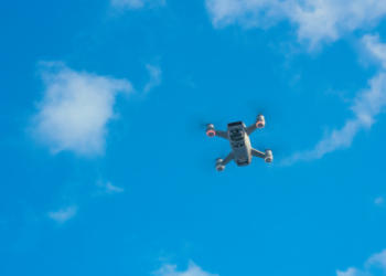Polícia Rodoviária Federal começa a utilizar drones para multar motoristas em rodovias federais