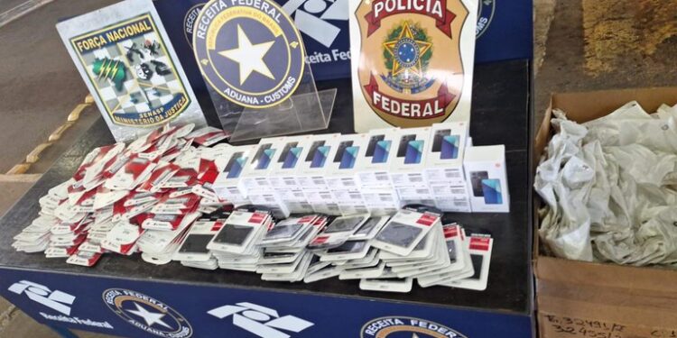 PF, Receita Federal e Força Nacional apreendem mercadorias contrabandeadas do Paraguai