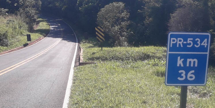 PR-534 entre Centenário do Sul e Miraselva recebe serviços de segurança viária